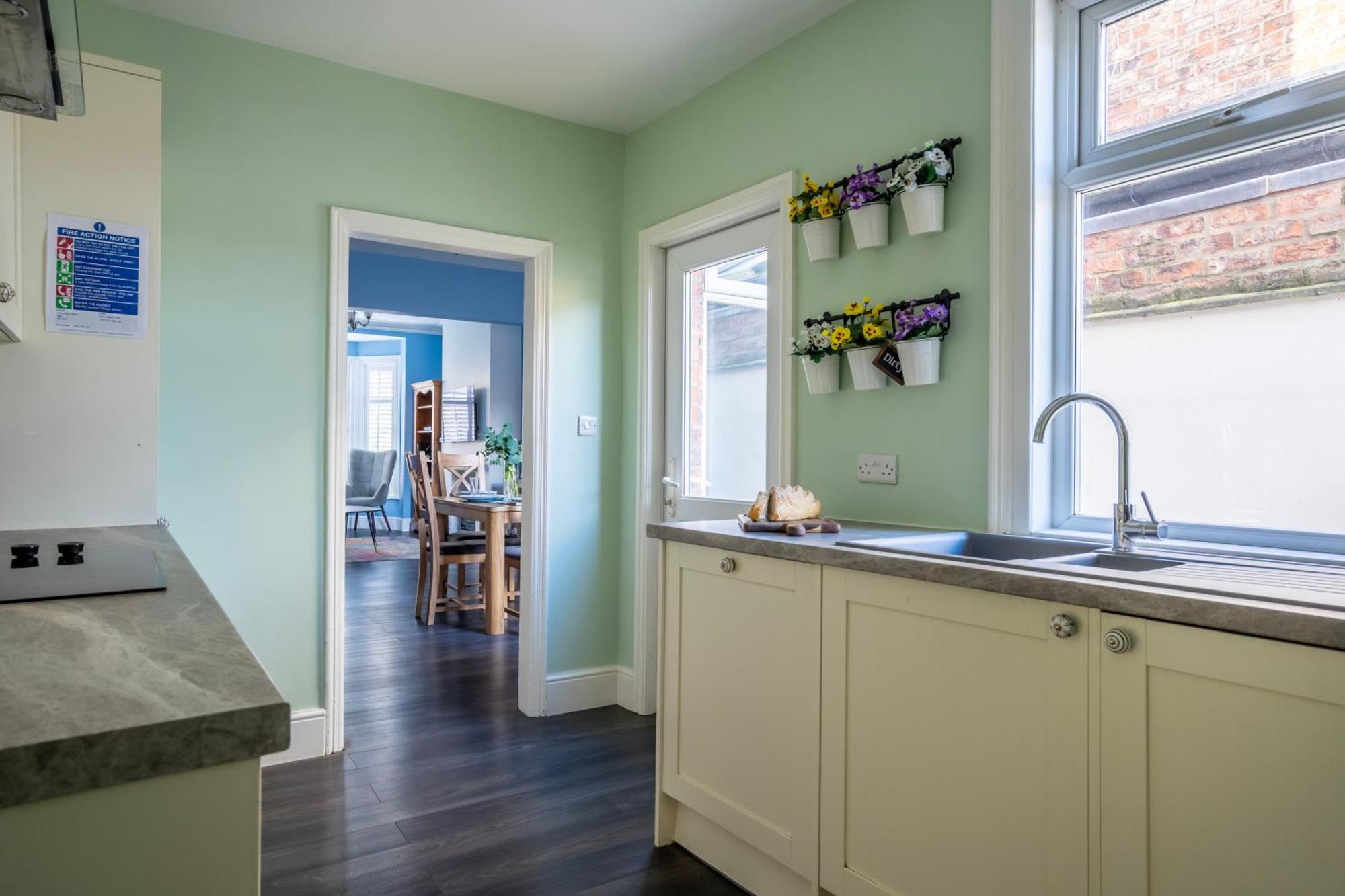Emerald House Йорк Екстериор снимка
